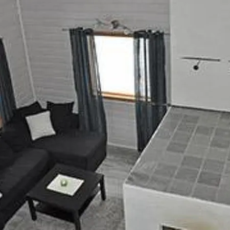 度假居 Holiday Home Kaepaelaemaeki Simanala