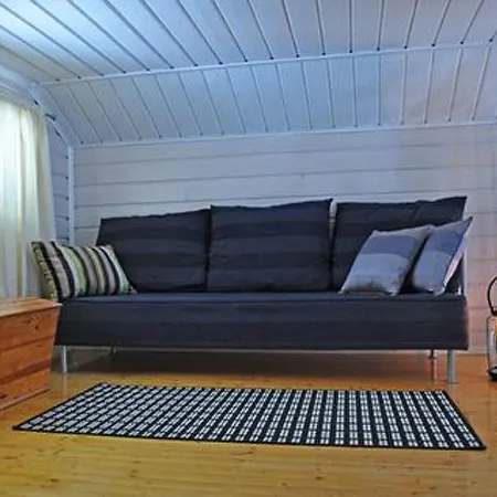 Holiday Home Kaepaelaemaeki 度假居 *